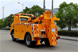 永顺高速路拖车费